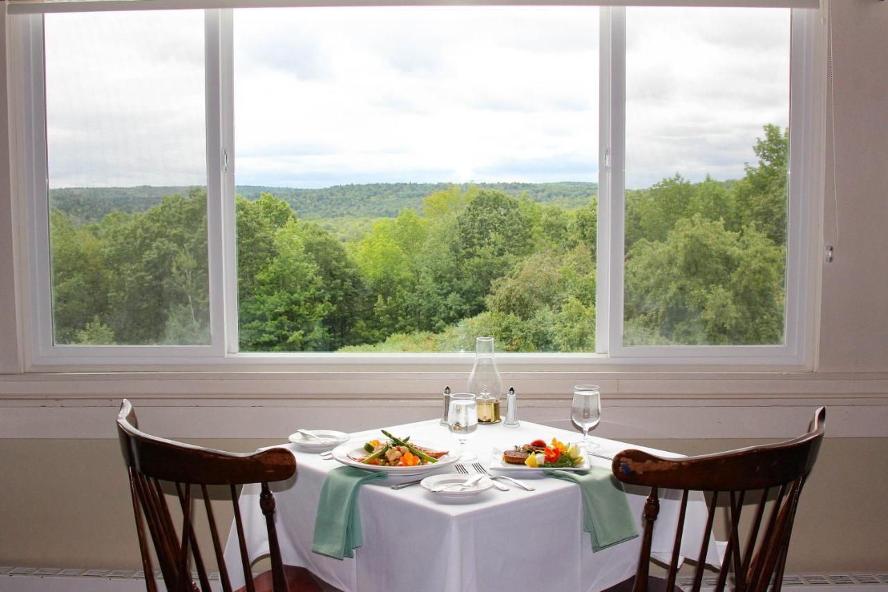 The Lucerne Inn Dedham Екстериор снимка