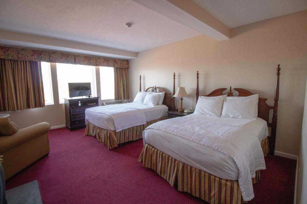 The Lucerne Inn Dedham Екстериор снимка