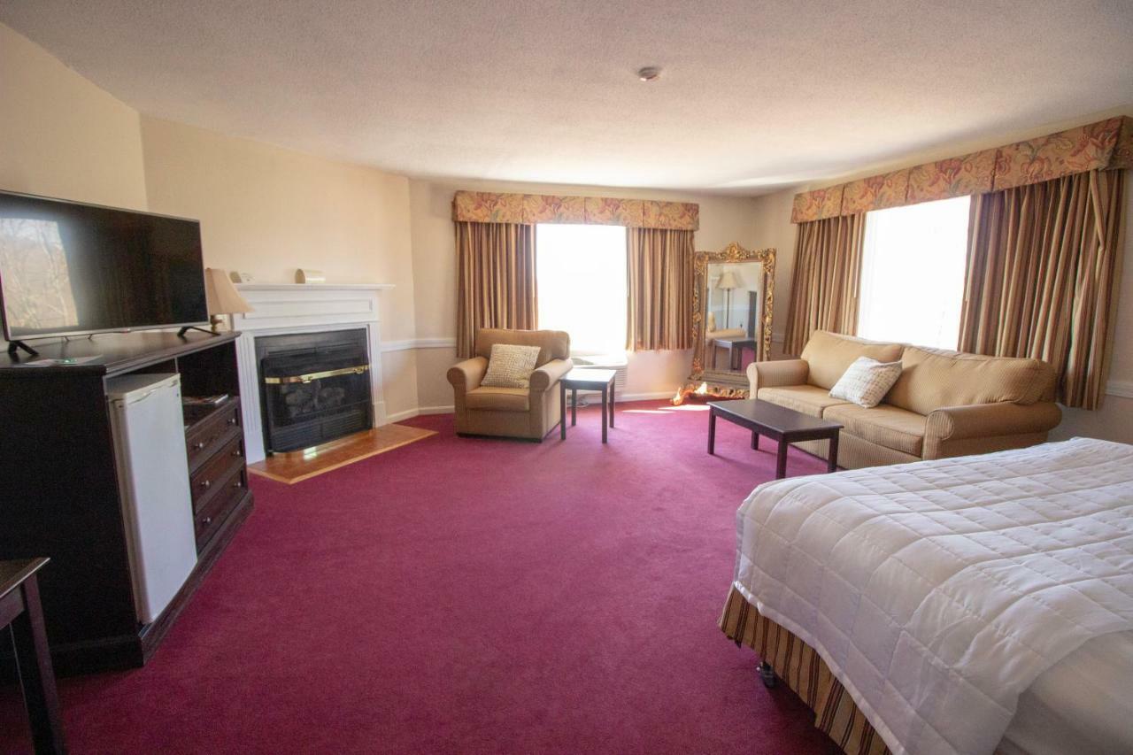 The Lucerne Inn Dedham Екстериор снимка