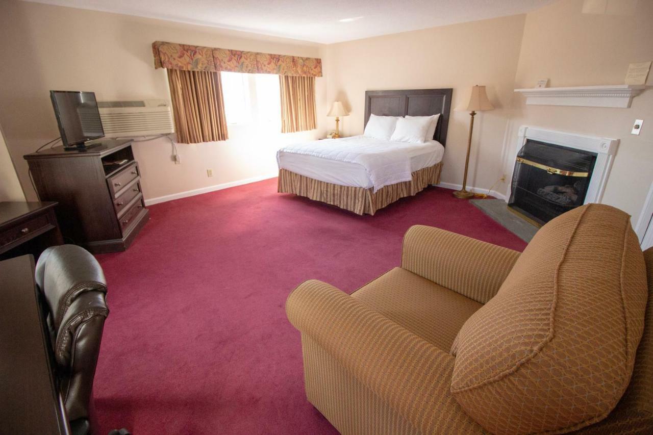 The Lucerne Inn Dedham Екстериор снимка