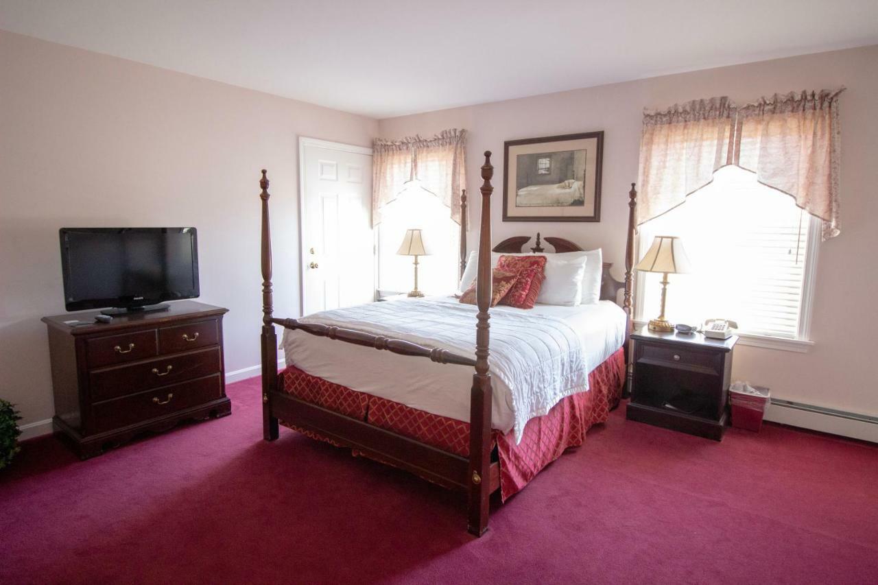 The Lucerne Inn Dedham Екстериор снимка